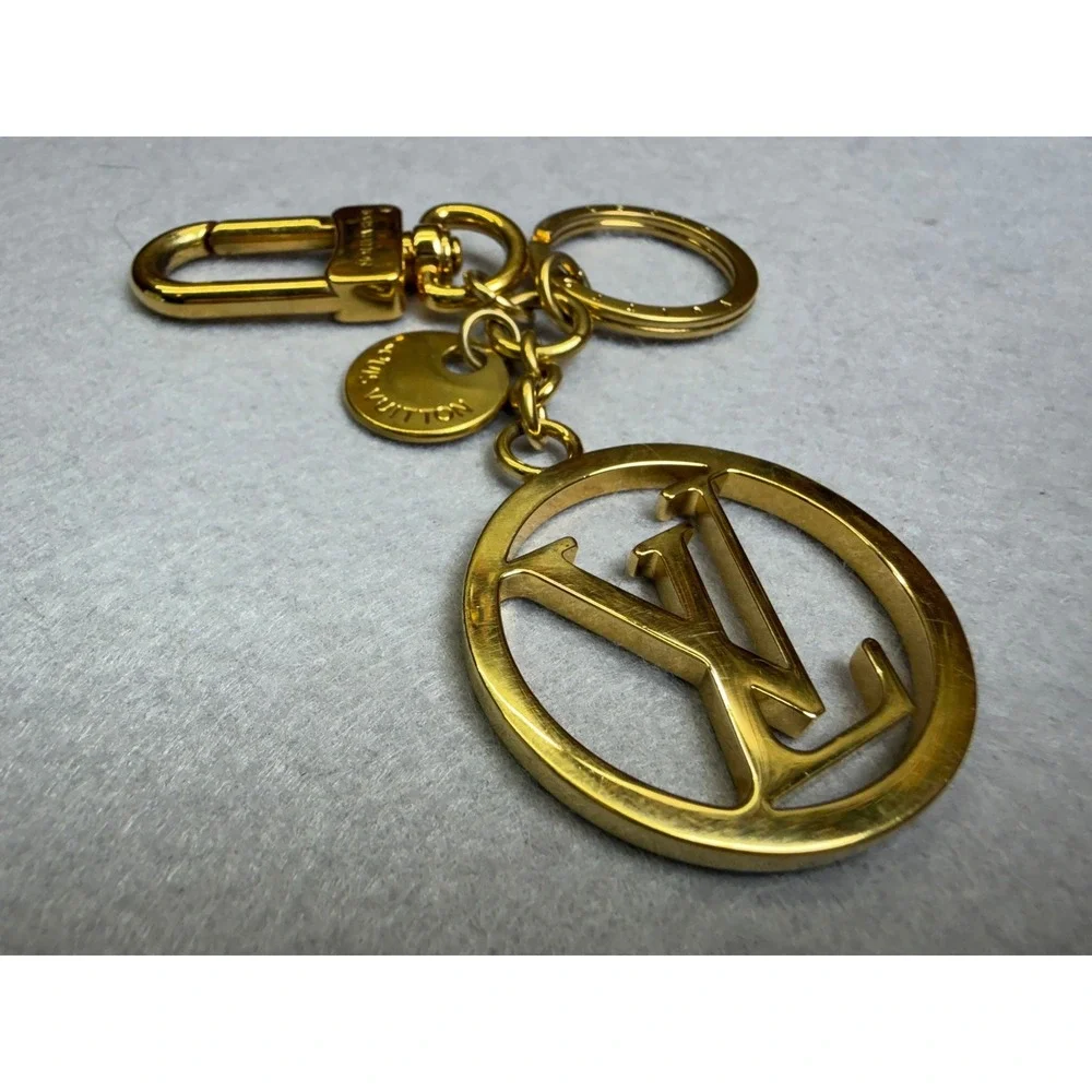 Louis Vuitton Circle Bag Charm Key Ring OS Gold Tone LV Circle M68000 Keychain